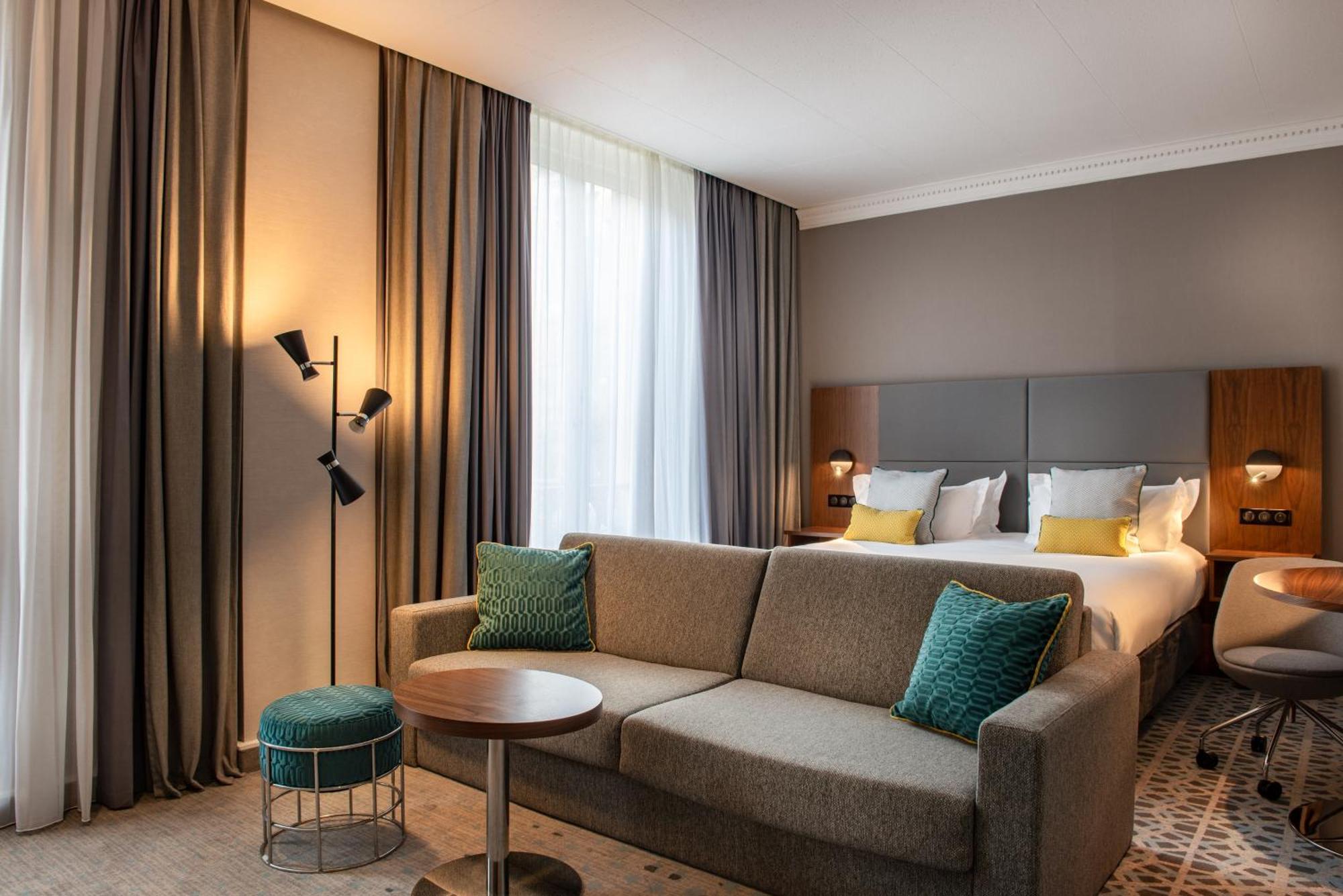 Crowne Plaza Paris Republique By Ihg Hotel Exterior photo