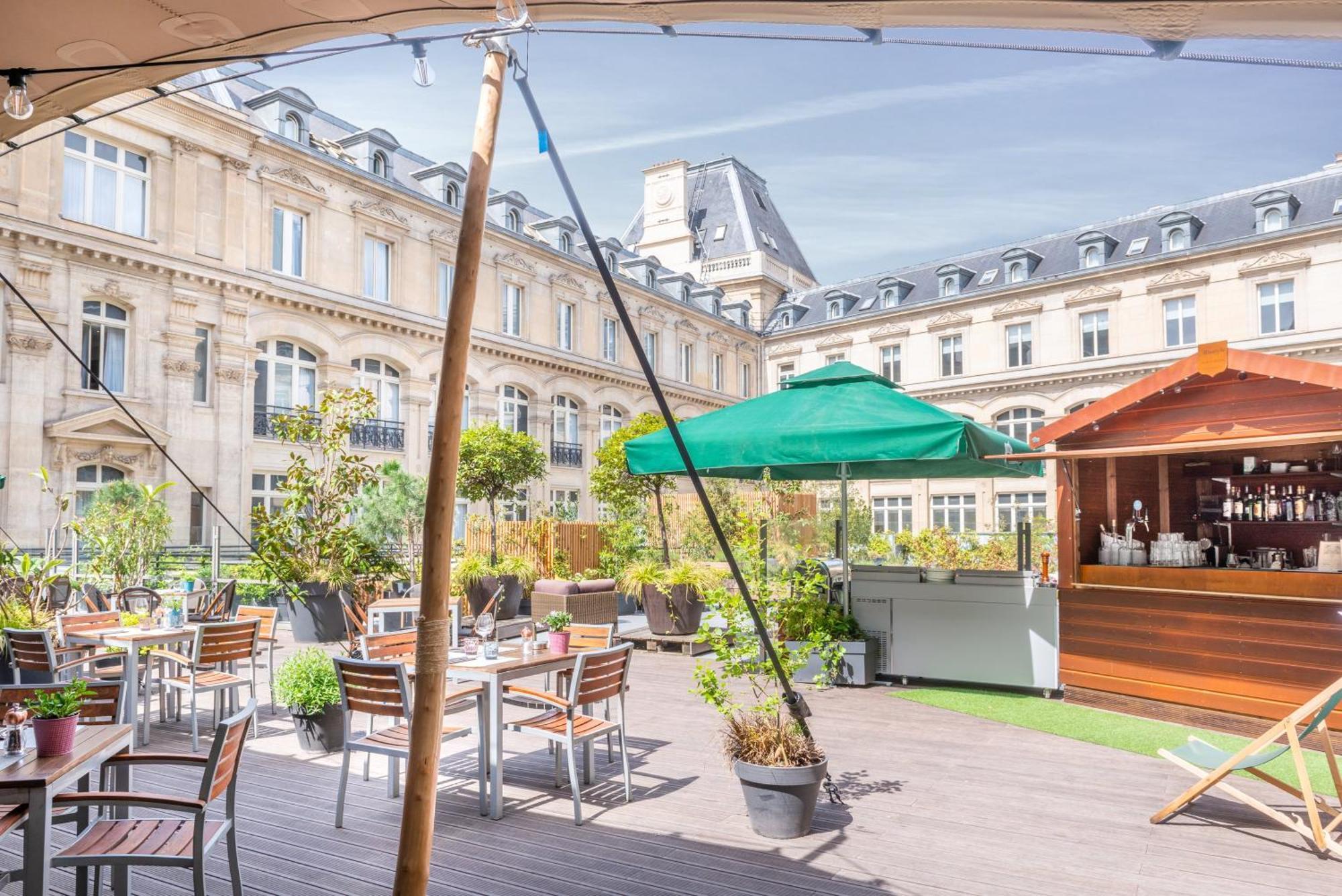 Crowne Plaza Paris Republique By Ihg Hotel Exterior photo