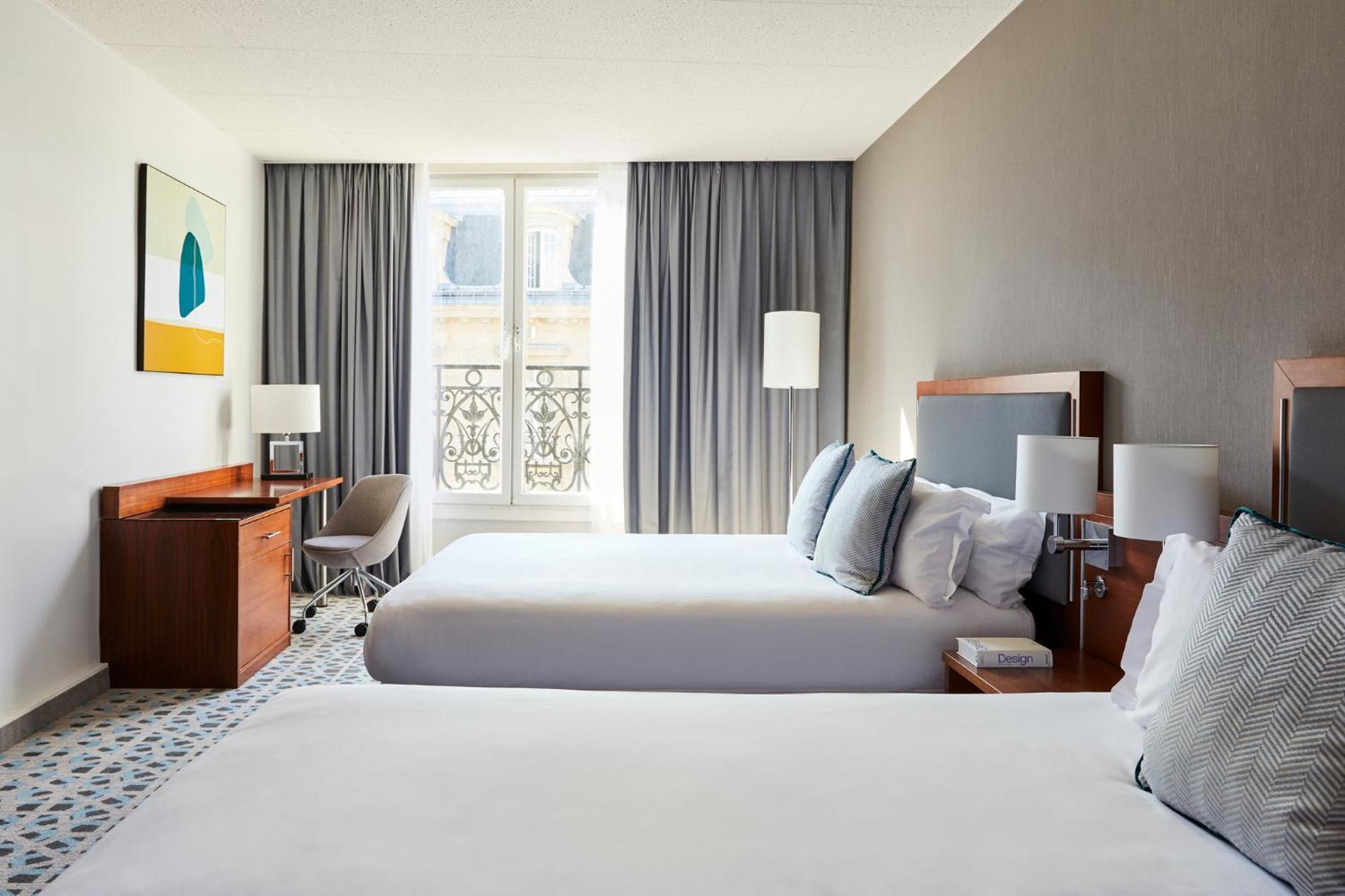 Crowne Plaza Paris Republique By Ihg Hotel Exterior photo