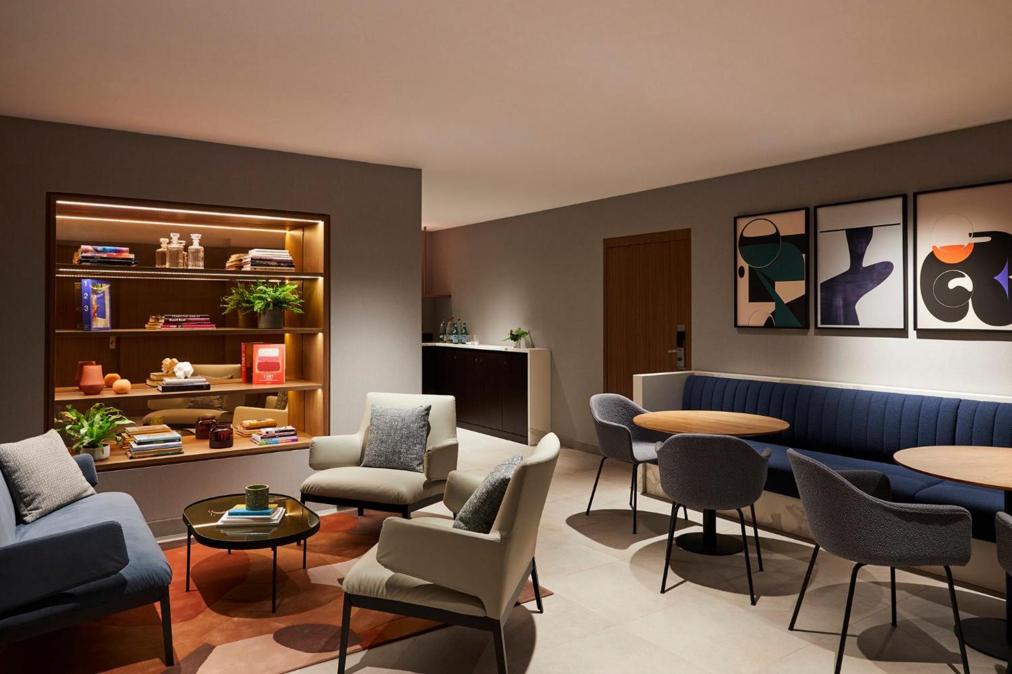 Crowne Plaza Paris Republique By Ihg Hotel Exterior photo