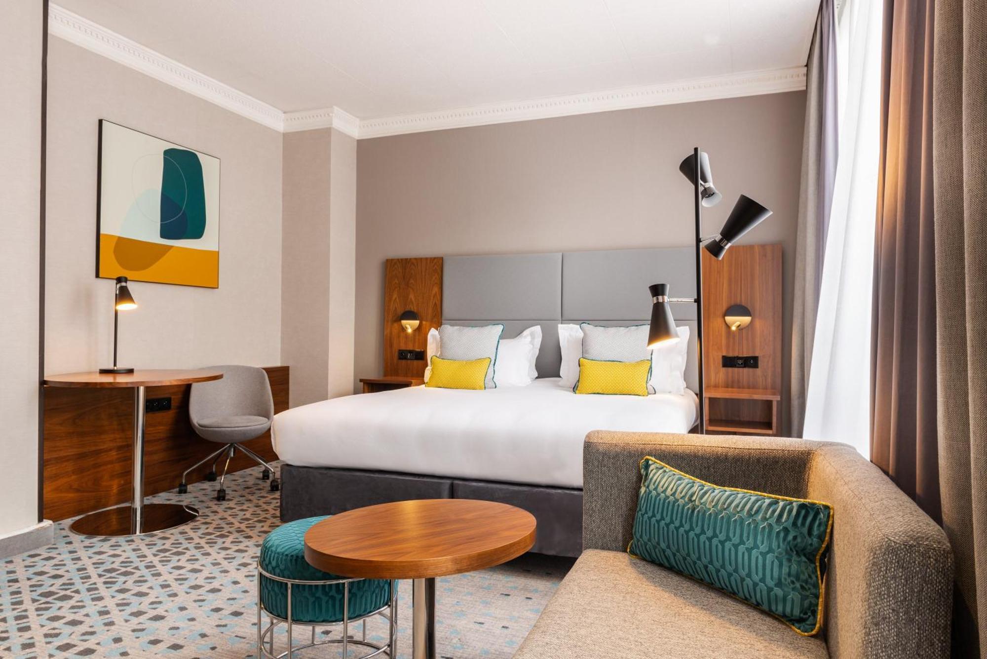 Crowne Plaza Paris Republique By Ihg Hotel Exterior photo